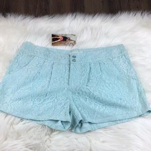 Umgee Aqua Lace Shorts Large